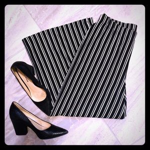 3/$25 Black and White Striped Pants